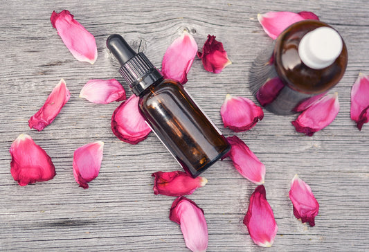 Which essential oils can be used to treat eczema?